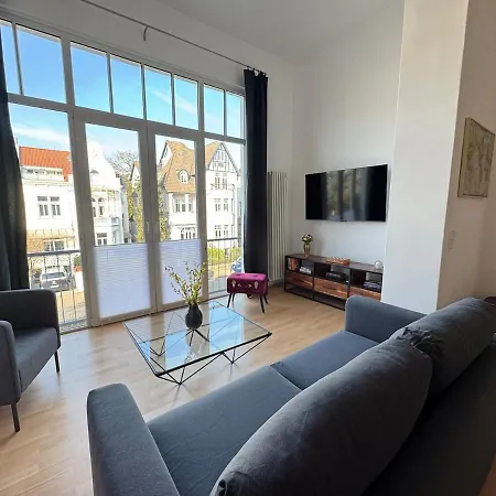 Tradition Trifft Auf Moderne *